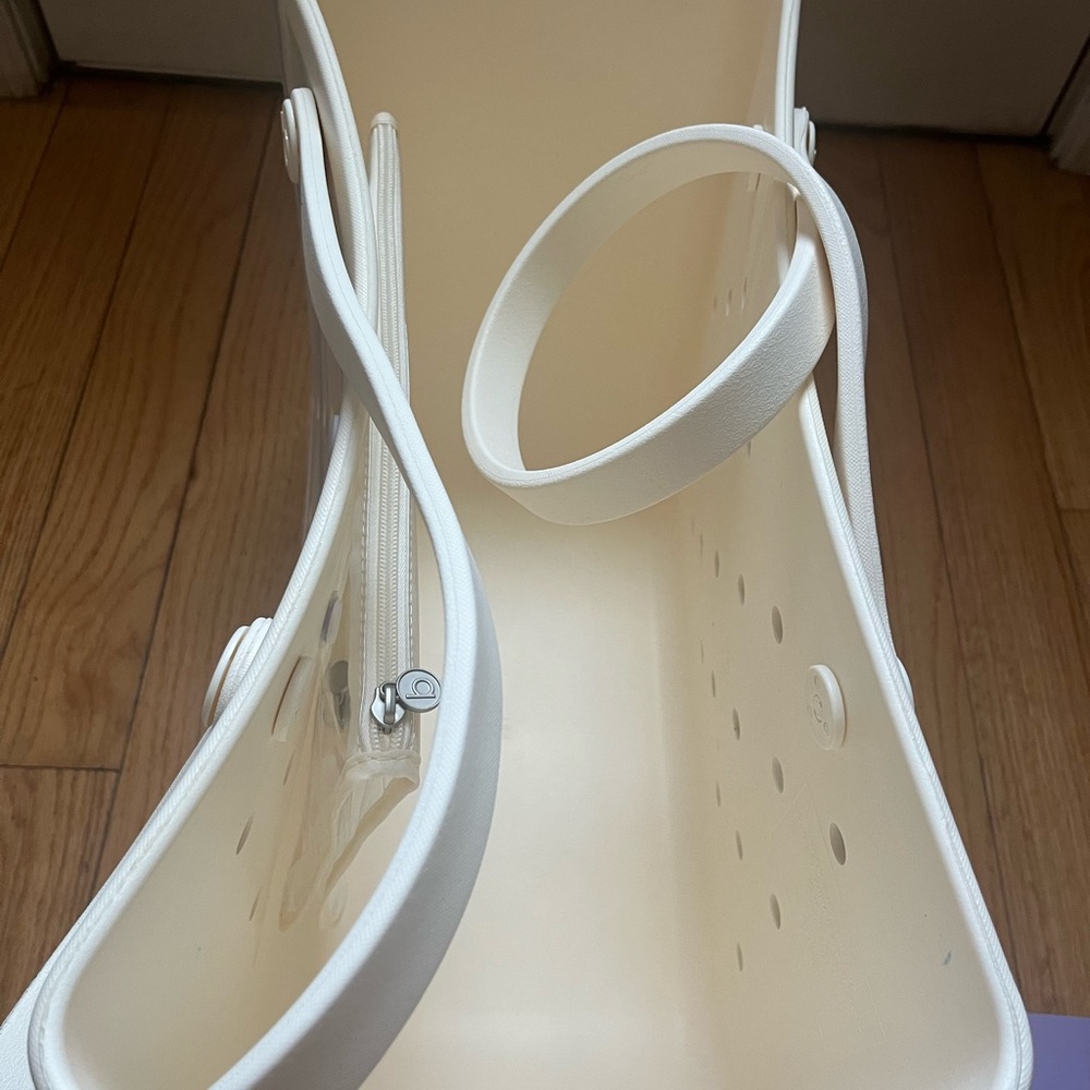 NWT Sugar Rush Bogg Bag - Picture 6 of 7